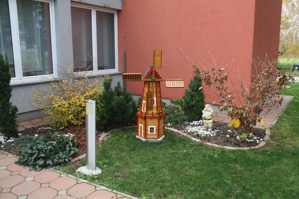 Penzion Letalisce Murska Sobota Luaran gambar
